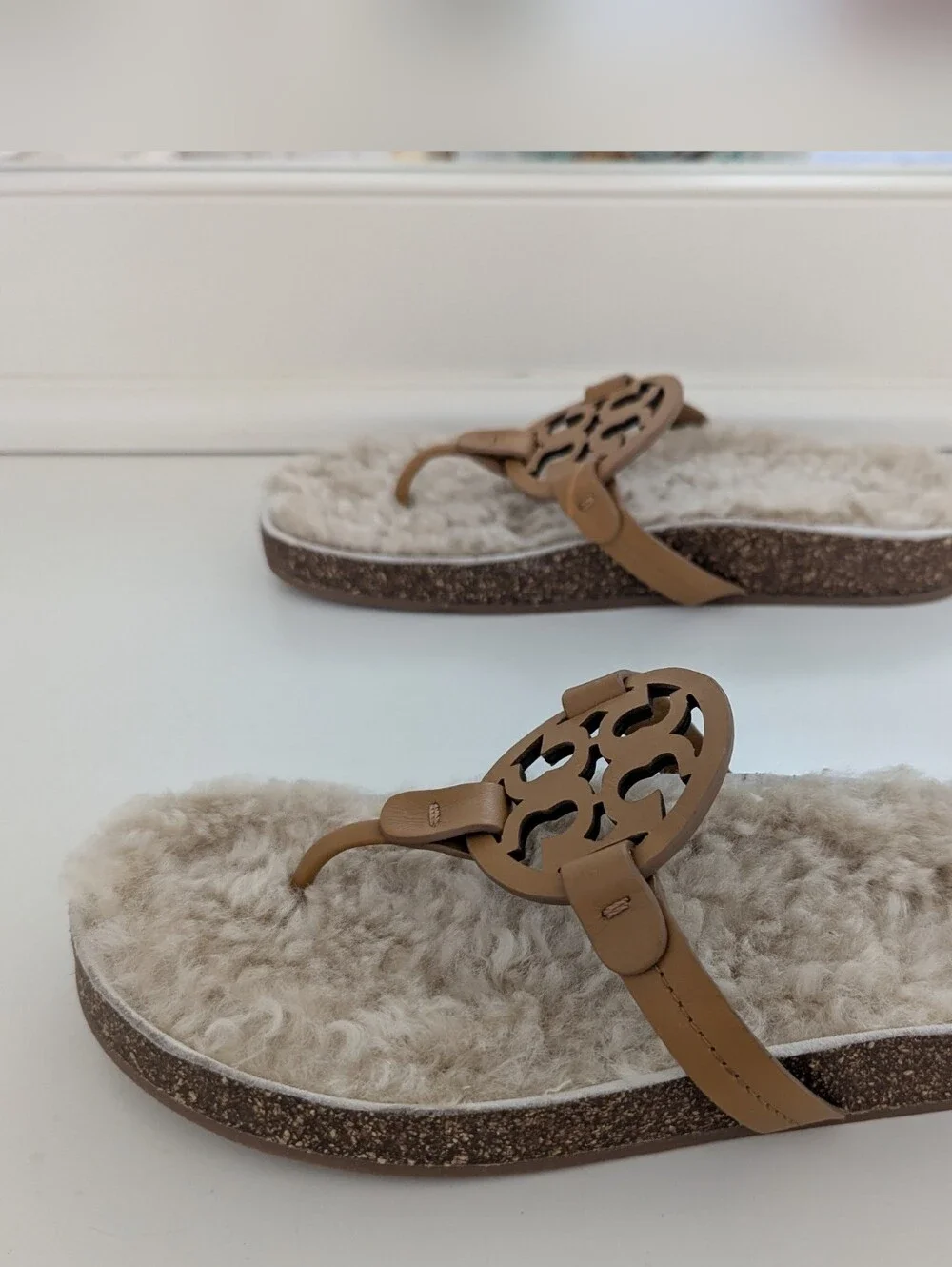 EUC! Tory Burch Miller Cloud Shearling Sandal In Tan Size 8